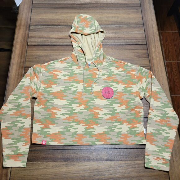 Magellan Outdoors X Shiner Bock Pullover LS Crop Hoodie Camo - Size Medium - Picture 1 of 6